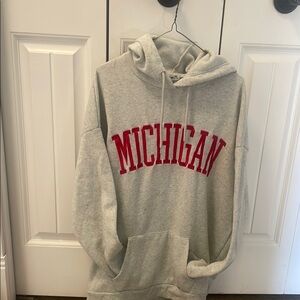 Rue21 Gray and Red Michigan Sweatshirt M